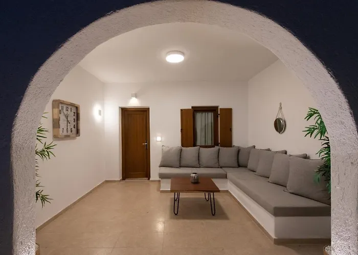 Edem Garden By Estia 普拉迪斯亚罗斯