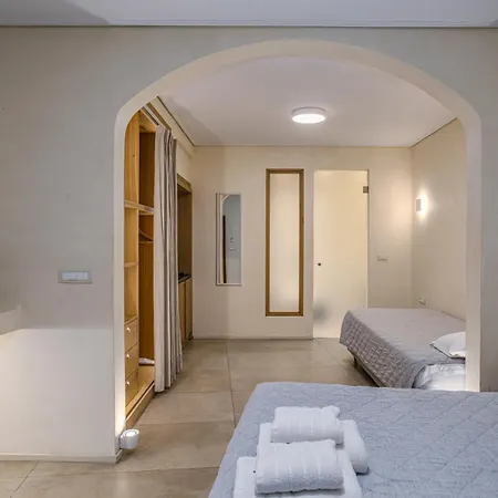 Appart hôtel Edem Garden By Estia 3*