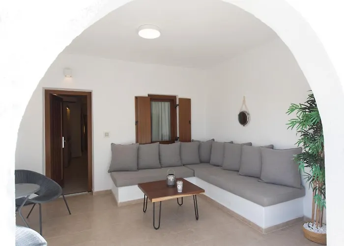 Aparthotel Edem Garden By Estia 3*